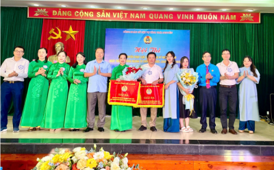 TRUNG TÂM LƯU TRỮ LỊCH SỬ THAM GIA HỘI THI TUYÊN TRUYỀN  PHÁP LUẬT CHÀO MỪNG KỶ NIỆM 79 NĂM NGÀY TRUYỀN THỐNG  NGÀNH TỔ CHỨC NHÀ NƯỚC (28/8/1945 - 28/8/2024)